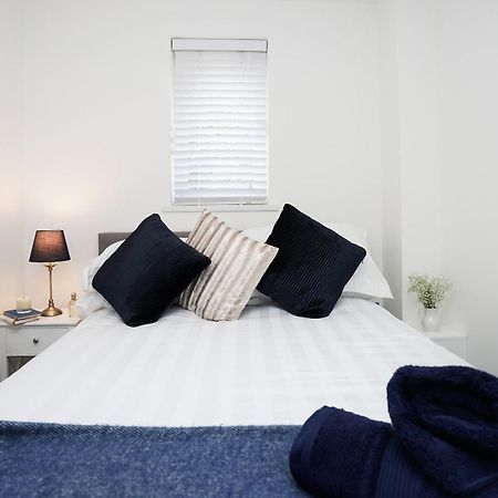Lucas Apartment Sudbury  Ngoại thất bức ảnh